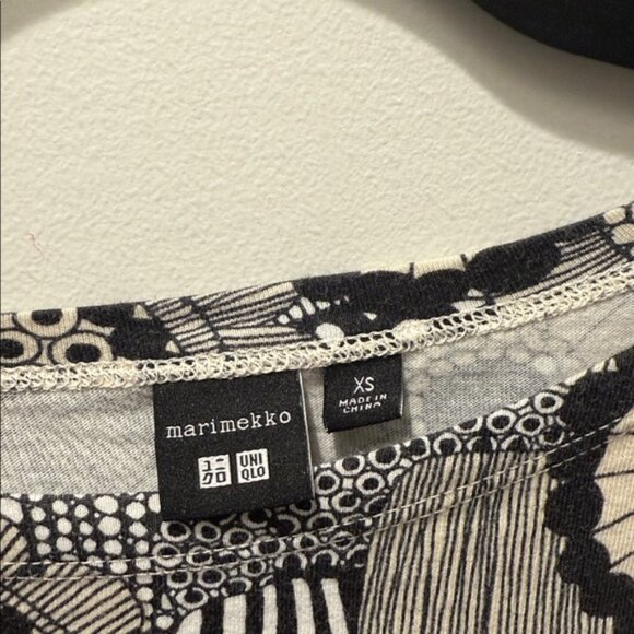Uniqlo x Merimekko boxy t shirt in size XS - Picture 4 of 6